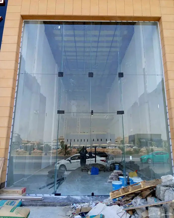 زجاج وجهات سكوريت زجاج محلات تجارية باب زجاج محل سكوريت 3