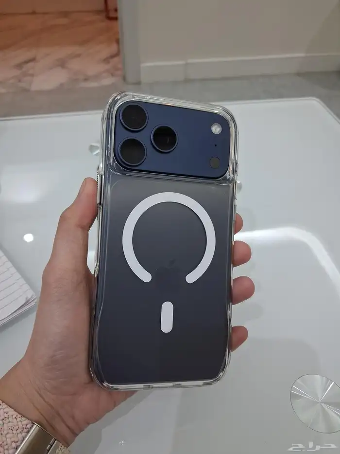 iPhone 17 Pro Max 512GB Deep Blue Used for 5 days 0