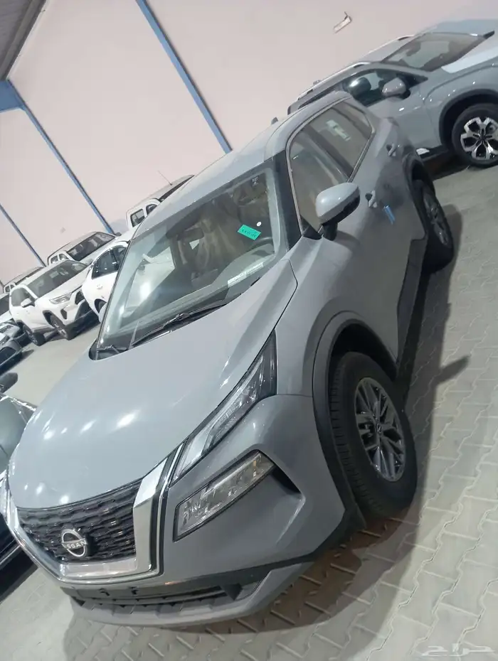 نيسان اكس تريل 5 و7 مقاعد 2025. ...كاش واقساط 3