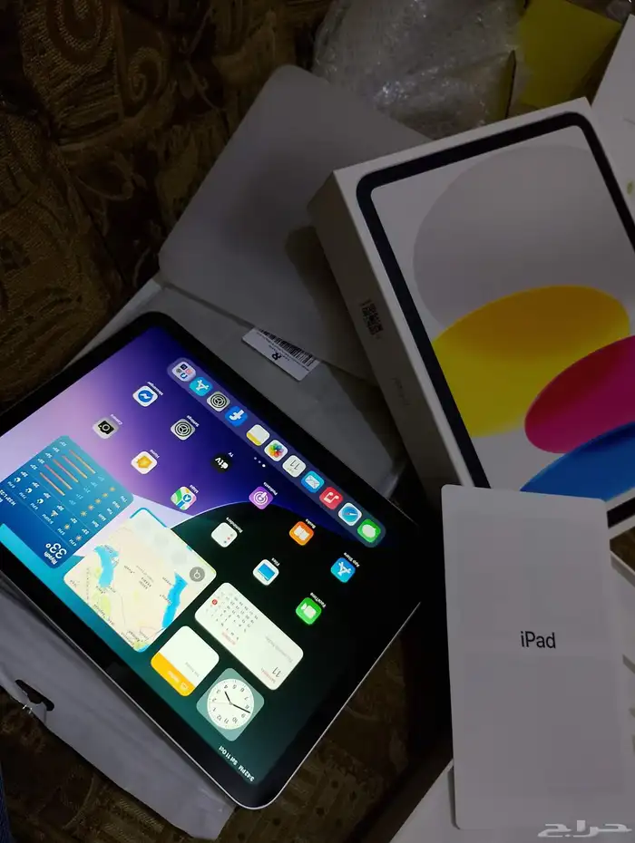 i pad 11th a16 128 brand new only 3 days use 3