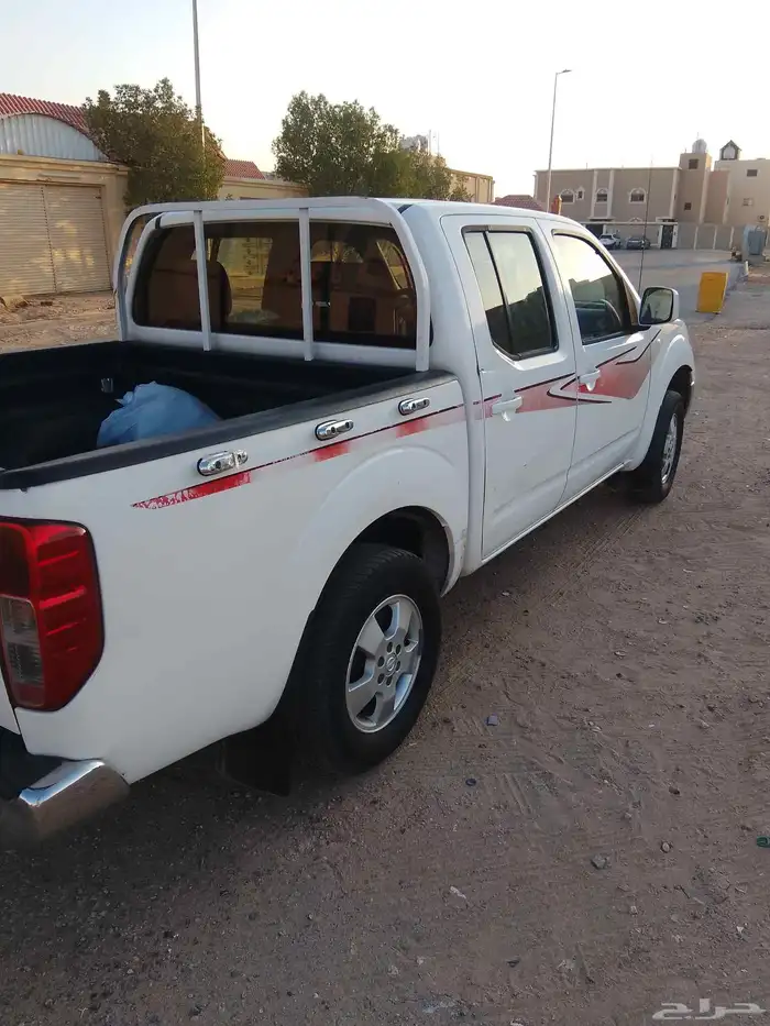 نيسان نيفارا 2017 16