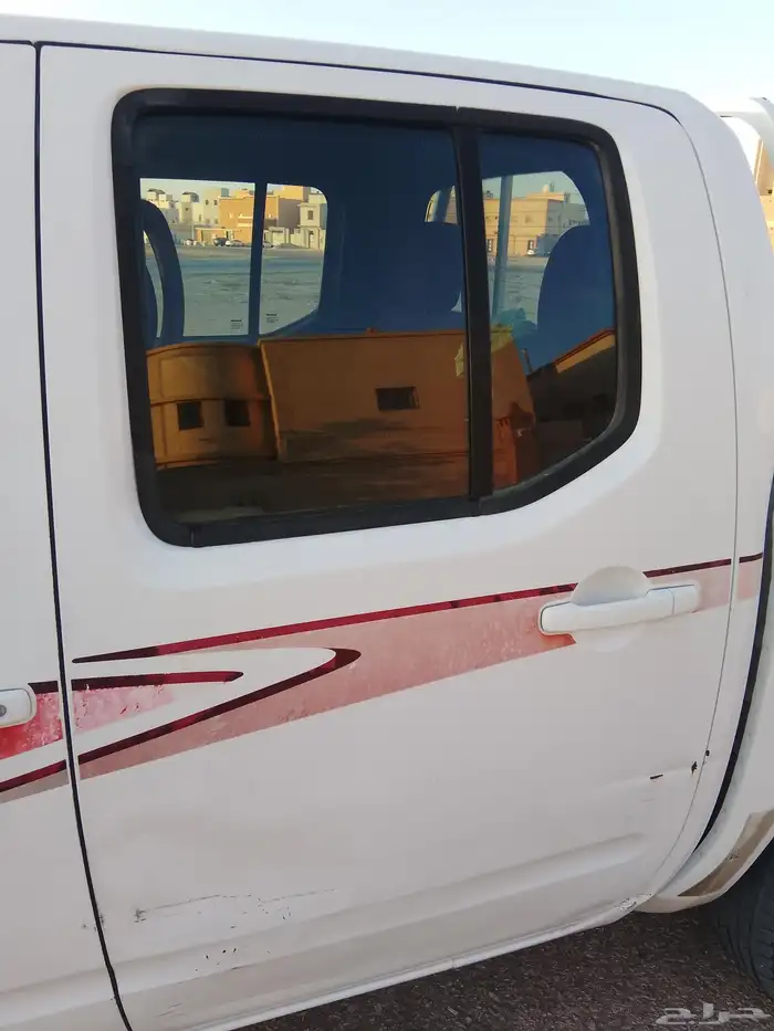 نيسان نيفارا 2017 23