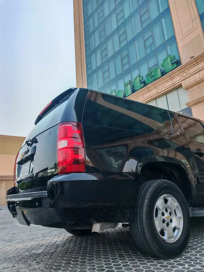 شيفرولية تاهو سوبربان طويل 8