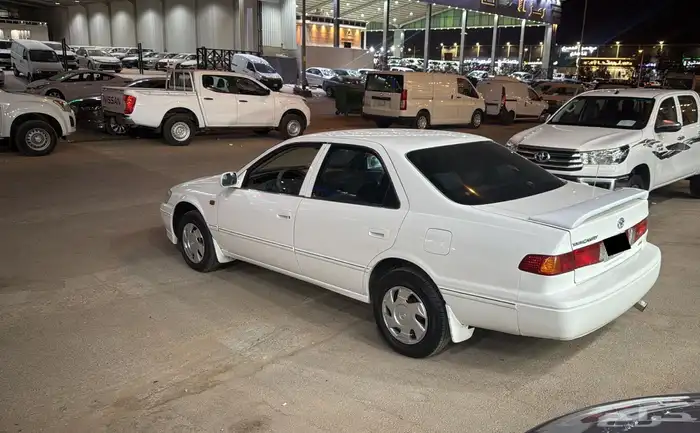 تويوتا كامري 2