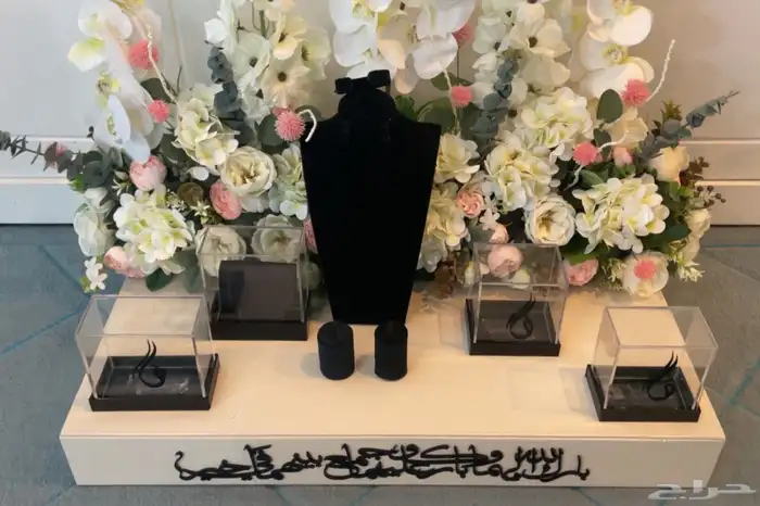 ستاند ملكة 0