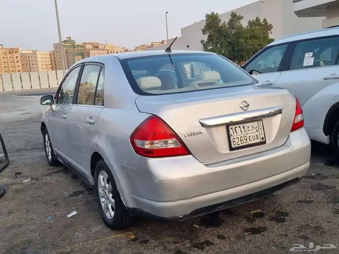جير عادي التواصل على رقم صاحب السياره 7