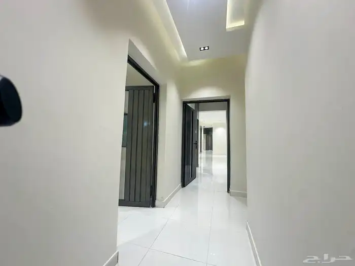 شقق للبيع فى خميس مشيط بجوار دوار المعارض والعثيم الجديد 15