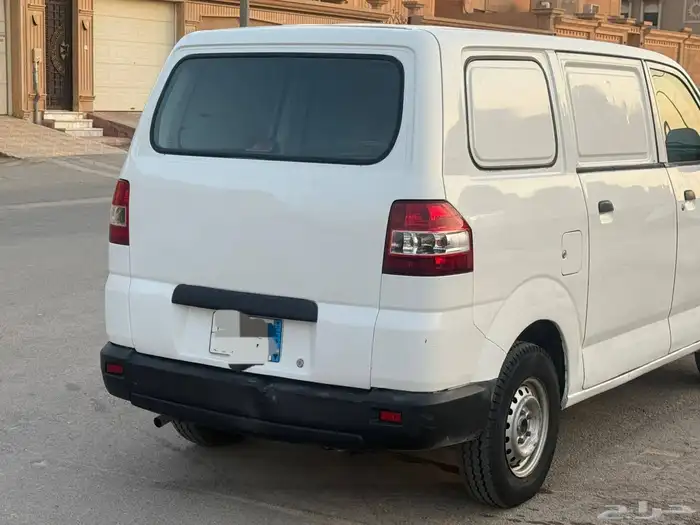 باص سوزوكي 4