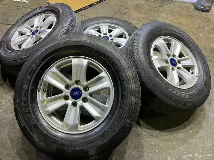 جنوط فورد اف 150 اصلي وكاله  مع كفرات برجستون 265.70.17 ت22 17