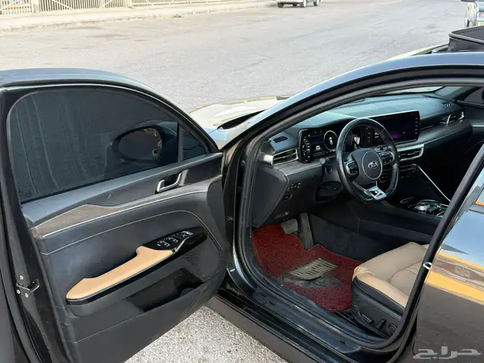 كيا K5 2020 فل كامل بنزين 14