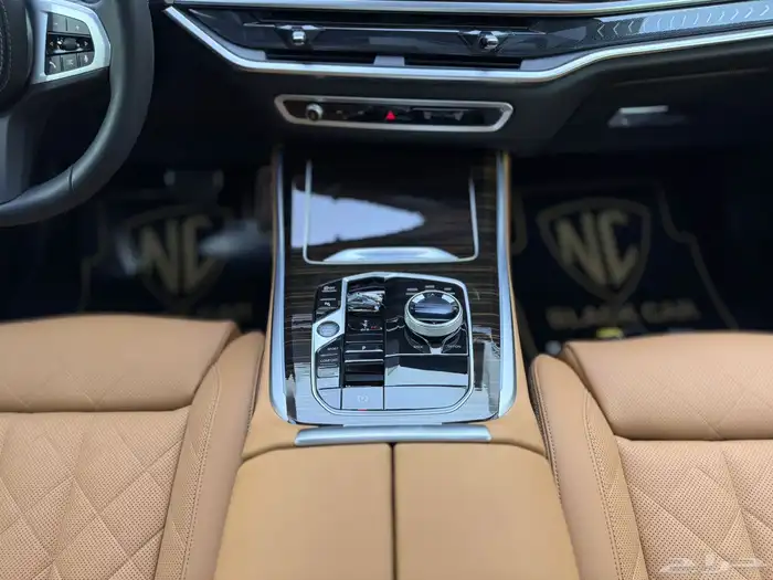 بي ام X5 2025 7