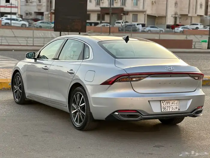 هونداي ازيرا موديل 2023 السعر 75000 الف 23