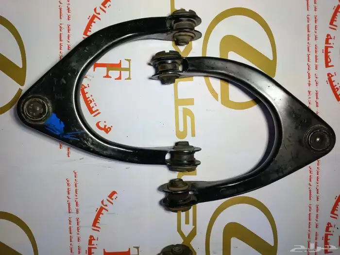 قطع غيار لكزس 4