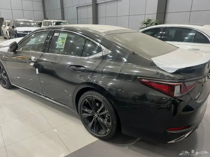 لكزس ES350 فئة CC 18