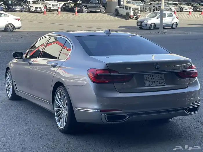 بي ام دبليو 740il 2019 4