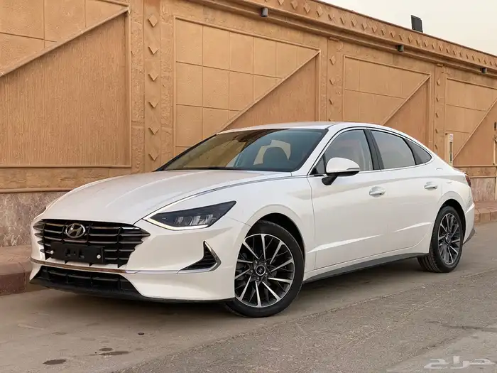سوناتا 2020 نص فل ( بطاقه جمرك 2000cc) 0