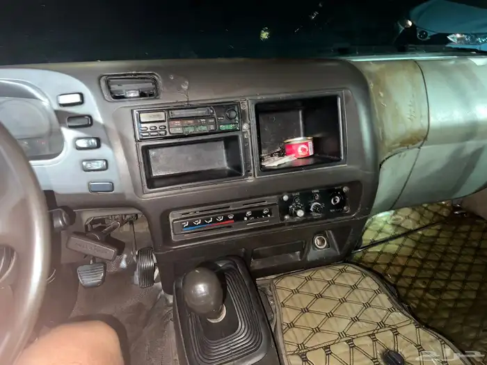 باص روزا للايجار 24