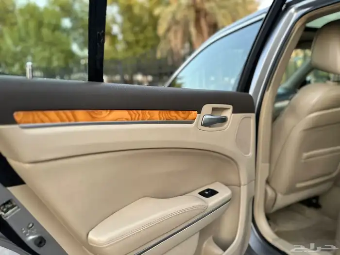 كرايزلر C300 HEMI 2014 36