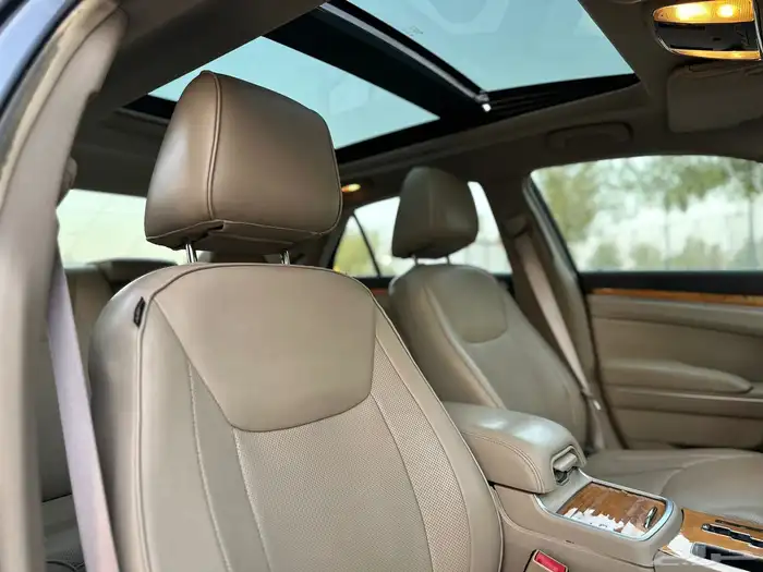 كرايزلر C300 HEMI 2014 42