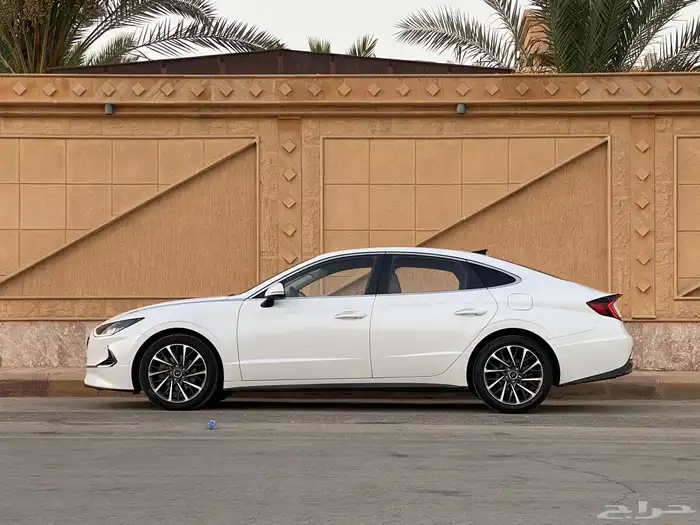 سوناتا 2020 نص فل ( بطاقه جمرك 2000cc) 4