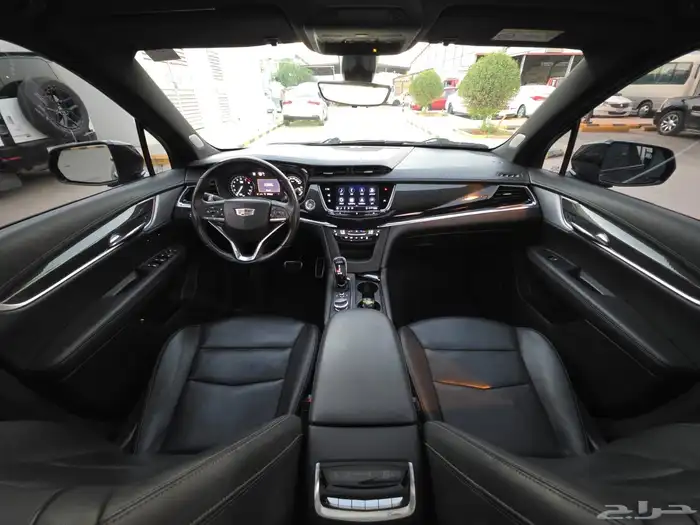 كاديلاك2020 XT6 فل كامل 15