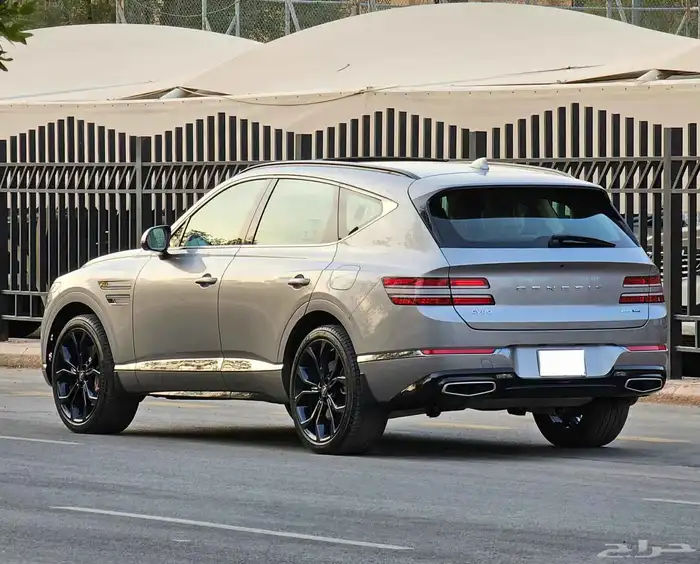 جنسس GV80 رويال موديل 2023 بحالة الوكالة 6
