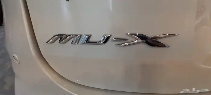 جيب ايسوزو للبيع فل كامل 3