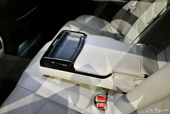 كاديلاك CT6 2018 15