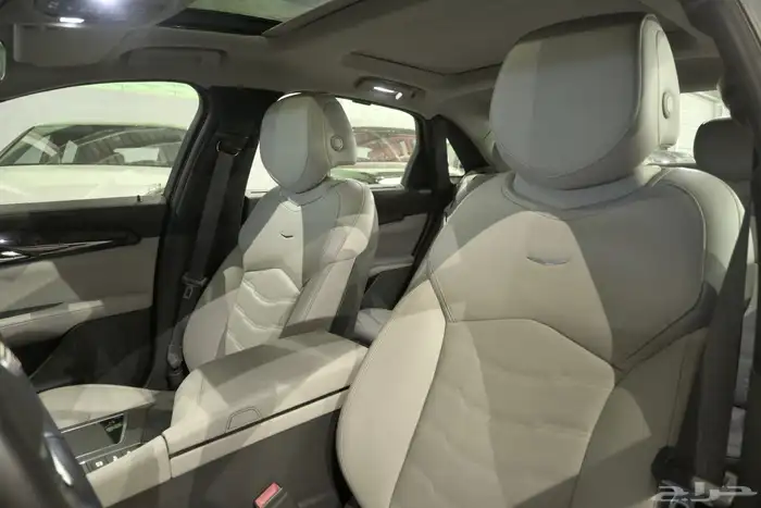 كاديلاك CT6 2018 7