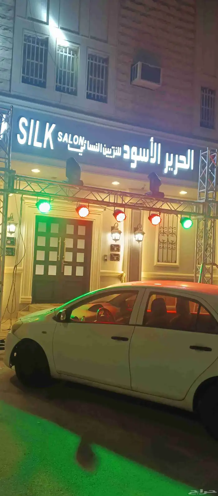 تأجير بوابات افتتاح تاجير كشافات تأجير شاشات 4