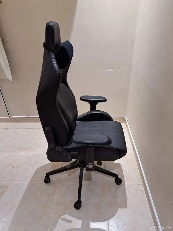 كرسي قيمنج Razer 2