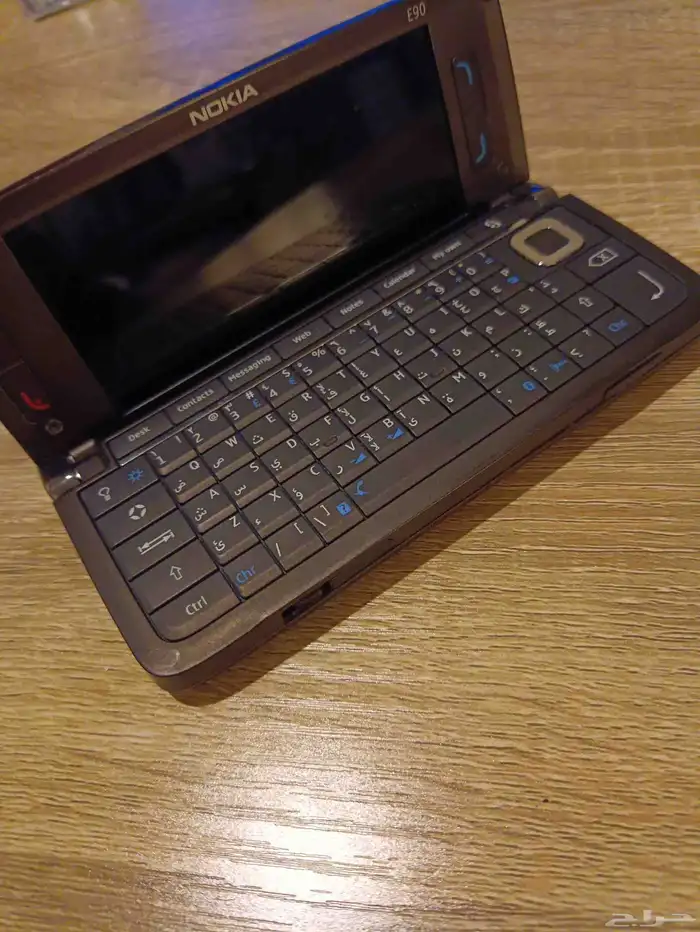 كوميونيكتور Nokia E90 3
