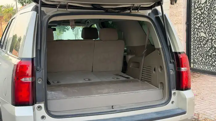 للبيع تاهو مخزن ممشى ( 77 ) 38