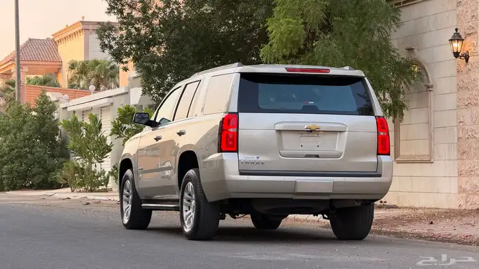 للبيع تاهو مخزن ممشى ( 77 ) 9