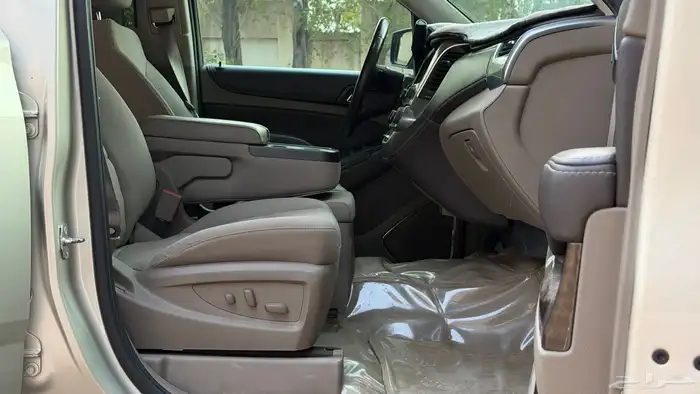 للبيع تاهو مخزن ممشى ( 77 ) 24