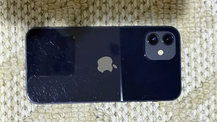 ايفون 12 العادي 5