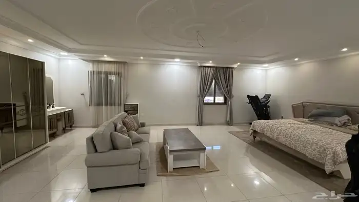 فيلا راقية مؤثثة للبيع بالخبر حي البحيرة 0
