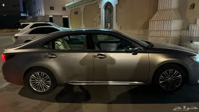 لكزس es2016 cc سعودي 3