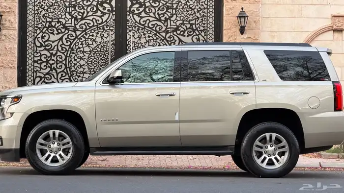 للبيع تاهو مخزن ممشى ( 77 ) 4