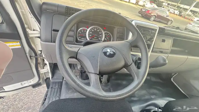 ميتسوبيشي 2023 دينا صندوق كانتر 8