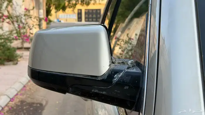 للبيع تاهو مخزن ممشى ( 77 ) 35