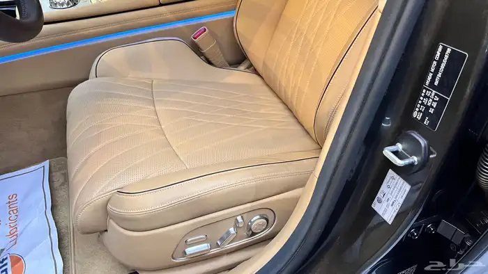 جينيسس G90 بلاتنيوم ورويال 2025 7