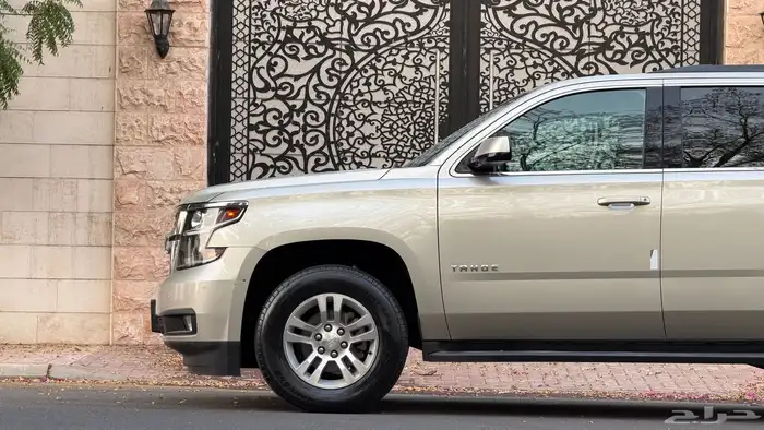 للبيع تاهو مخزن ممشى ( 77 ) 5