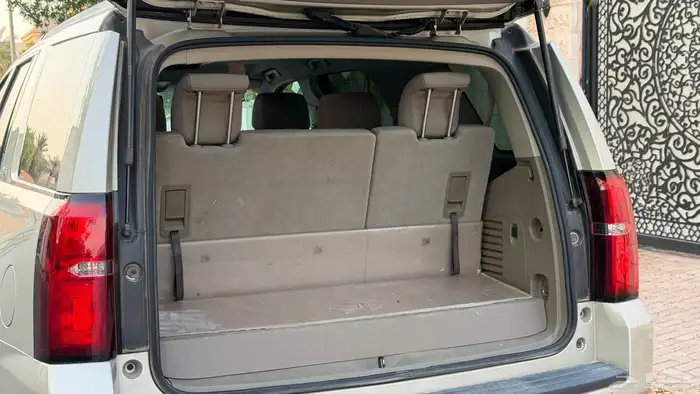 للبيع تاهو مخزن ممشى ( 77 ) 37