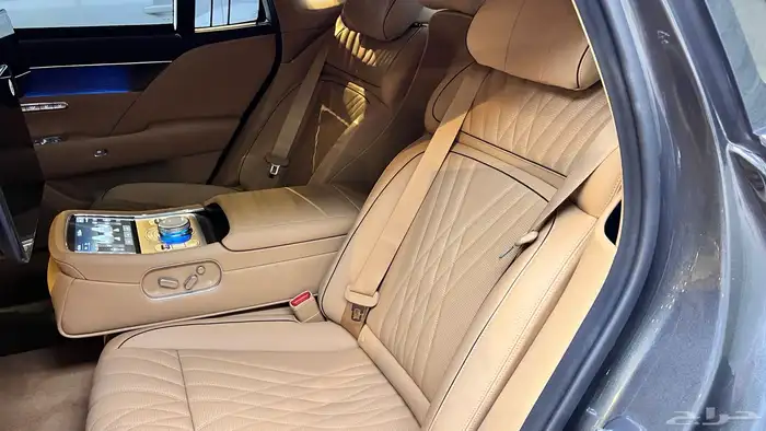 جينيسس G90 بلاتنيوم ورويال 2025 9