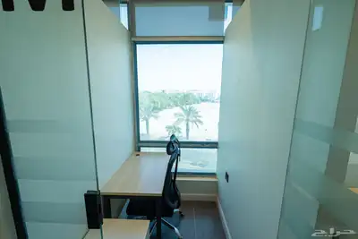 مكاتب جاهزة ومؤثثة بالكامل index