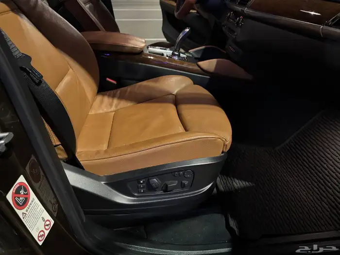 للبيع BMW X6 ممشى قليل 57 الف كيلو 35