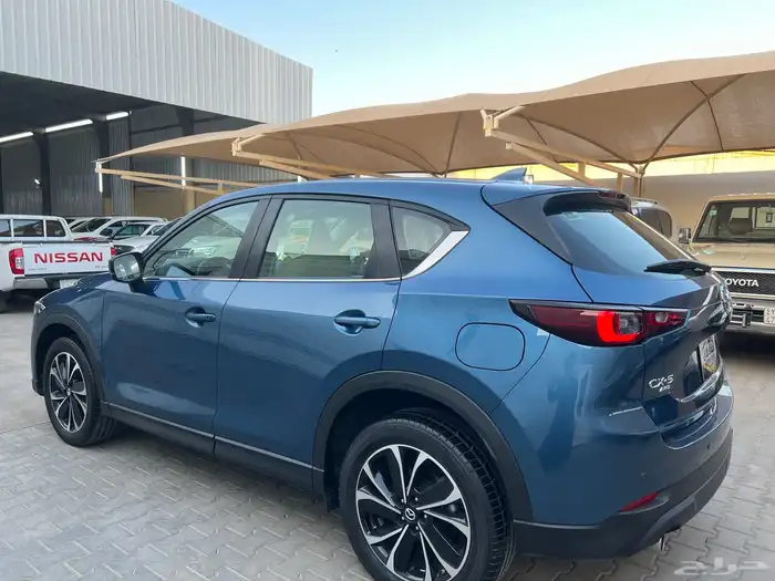 مازدا CX5 2023 فل كامل عداد 39.000 فقط لدى قمة الاطلال 15