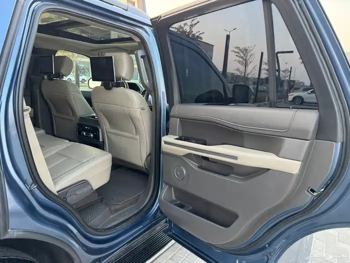 للبيع فورد اكسبيدشن 2020 مطور 39