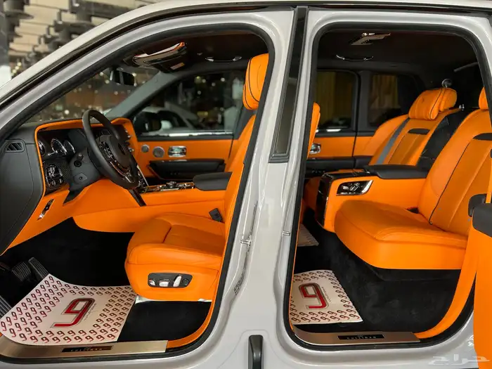 كولينان بلاك بادج - Rolls-Royce Cullinan Black Badge 2022 3